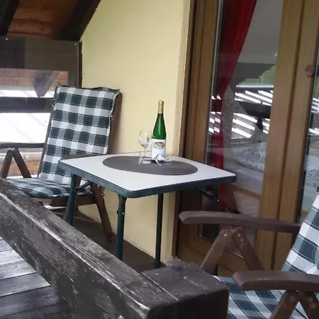 Mit Balkon Und Blick Auf Weinberge Apartmán Kröv